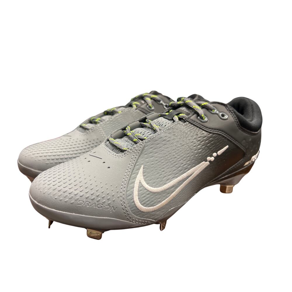 Nike Women's Hyperdiamond 4 Elite Softball Cleats Black & White Size 9.5  9 1/2